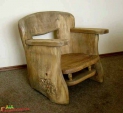 Niepowtarzalny fotel, ręcznie wykonany z pnia